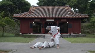 75-year-old Kenyu Chinen 9th dan Shorin-ryu Karate - Yomitan Dojo, Okinawa training