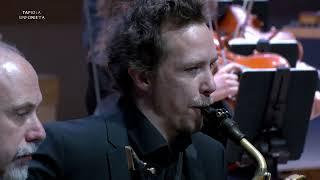 Philip Glass: Concerto for Saxophone Quartet