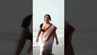 भाभी के चूचे ब्रा से बाहर निकल गए #hotbhabhi#सेक्सी #sexybhabhi