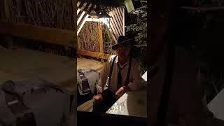 «Незнакомка» Александра Блока  Читает седой учитель литературы из Казахстана. Отдохните со мной !