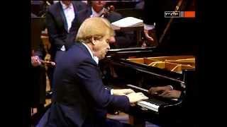 EMIL GILELS SPIELT MOZART