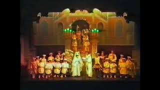 Finale  Snow White Marlowe Theatre Canterbury 1986-87