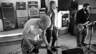 Melting Butter Session #3: Messer - ''Gassenhauer'' (Live at RAMA Sound)