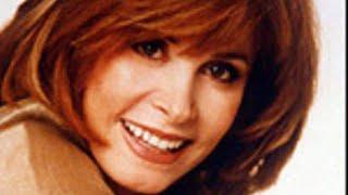 13 Sexy Photos of Stephanie Powers