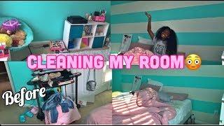 Deep Cleaning My Room!!