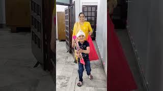 Abhi  Mom  Ko Lekar Gaya Holi  Ki Chopping Karne 