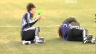 David Luiz and Oscar - Funny Moment From Training