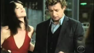 simon baker gets kissed on the mentalist: angela rachelle