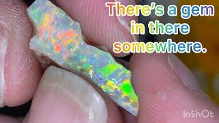 Buying rough opal online: mining the internet.