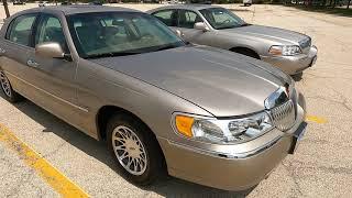 Lincoln Town Car Guy Compares 2001 (3rd gen) Town Car vs 2006 (4th gen) Lincoln Town Car