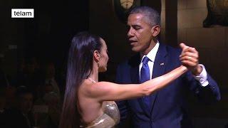 Obama bailó tango en la cena de honor