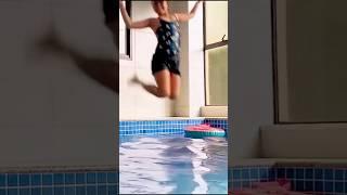 Eu adoro nadar na piscina!  Um Dia de Muita Diversão na Piscina!  #shorts