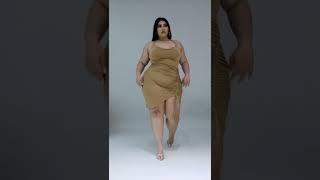 plus size women in Italian crush dress. she's looking very beautiful. curvy model cloth collection.