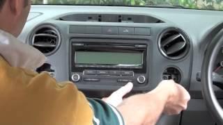 How to remove VW Amarok radio