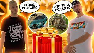 ПОДПИСЧИК ПОДАРИЛ МНЕ ВСЁ СВОЁ ИМУЩЕСТВО НА АМАЗИНГ РП В GTA CRMP