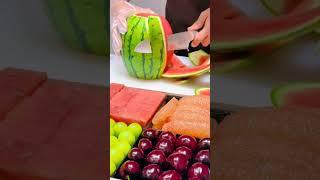 The skill of cutting fresh fruit is extremely eye-catching and most satisfying to viewers #156