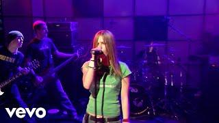 Avril Lavigne - Sk8er Boi (Live on Top Of The Pops 1/10/2003)