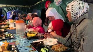 Crimean Tatars Break Ramadan Fast In Simferopol