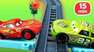 Vidéos avec jouets des Cars Quatre Roues : Flash McQueen enfreint le code de la route