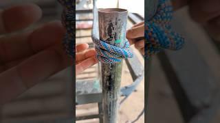 An easy view of how to tie a string line hitch.