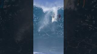 Wipeout Pipeline #northshore #surf #hawaii #surfing #waves #wipeout #bigwaves #surfers