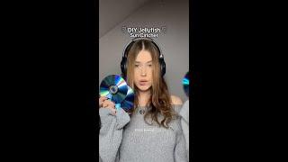 grab those old cd’s we’re making jellyfish!! @_juliyav_ #diy #suncatcher #jellyfish #crafts