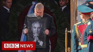 Mikhail Gorbachev funeral: Hundreds pay respects to last Soviet leader