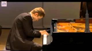 Andrey Gugnin plays Shostakovich sonata No. 1