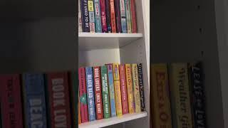 Quick Bookshelf Tour #bookshelftour