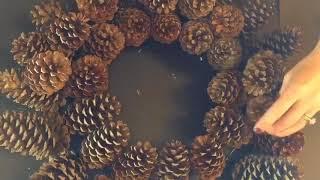 DIY // easy pinecone wreath