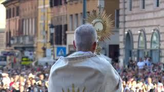 Pope Leo leads Corpus Christi procession in Rome