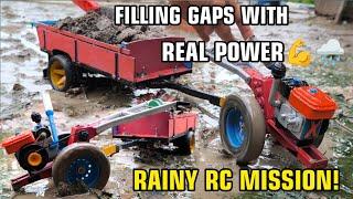 Wow! RC Tractor Delivers Dirt in the Rain - Filling Gaps Like a Real Machines!