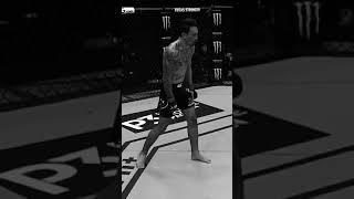 Max Holloway going ultra instinct #shorts #mma #blessedmma