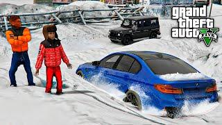 ОТЕЦ И СЫН В GTA 5 -  ЗАСТРЯЛ В СУГРОБЕ НА BMW M5 F90 ! ГЕЛИК ВЫТАЩИЛ НА ТРОССЕ ! ГАРВИН