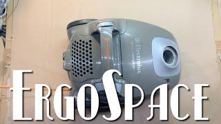 Disassembly & Assembly of ERGOSPACE Electrolux Vacuum Cleaner - ZE330G