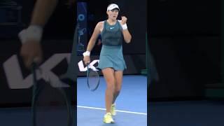 Andreeva BLASTS forehand winner! 