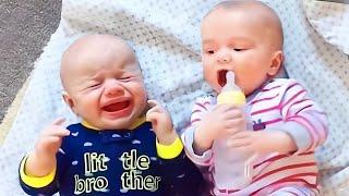 Funniest Battles of Twin Babies - Cute Baby Video || Cool Peachy