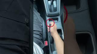 The right way to pull the handbrake!#car #driving #tips #manual #carsoft #howto #skills #drive