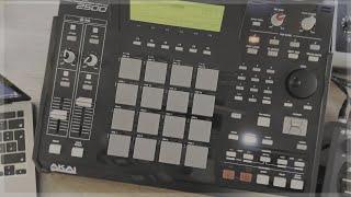 Beatmaking with the Akai MPC2500