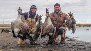 Hunting Ducks on an Insane Sheet Water Hole!! (Mixed Bag Limits)