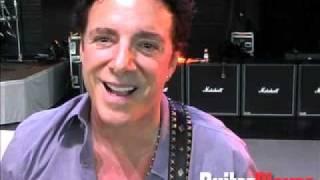 Journey's Neal Schon Plays "Don't Stop Believin'"