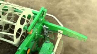 Ryetec Gustrower Lime Spreader crumble roller in action spreading Limex