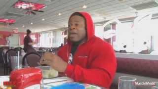 Kai Greene - A Day in the Life Of A Bodybuilder (D