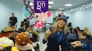 RuBronyCon 2018  мастер класc озвучки  Элли рей