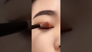 eye makeup tutorial for beginners #eyemakeup #easysteps #galaxyworld #youtubeshorts #shorts