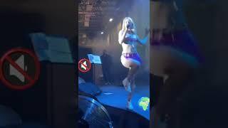 aleyna tilki konserinden ...