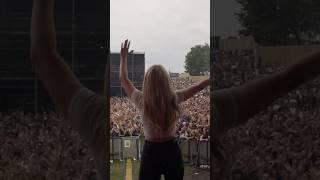 DJ Katie Owen leading a Massive Singalong at Heaton Park #parklife #festival