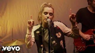 Katelyn Tarver - Planez (Live Session)