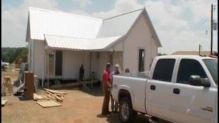 Texas Flip and Move Season 1 Episode 4  - Historic Telephone House Flip