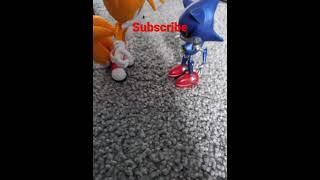 tails punches metal sonic